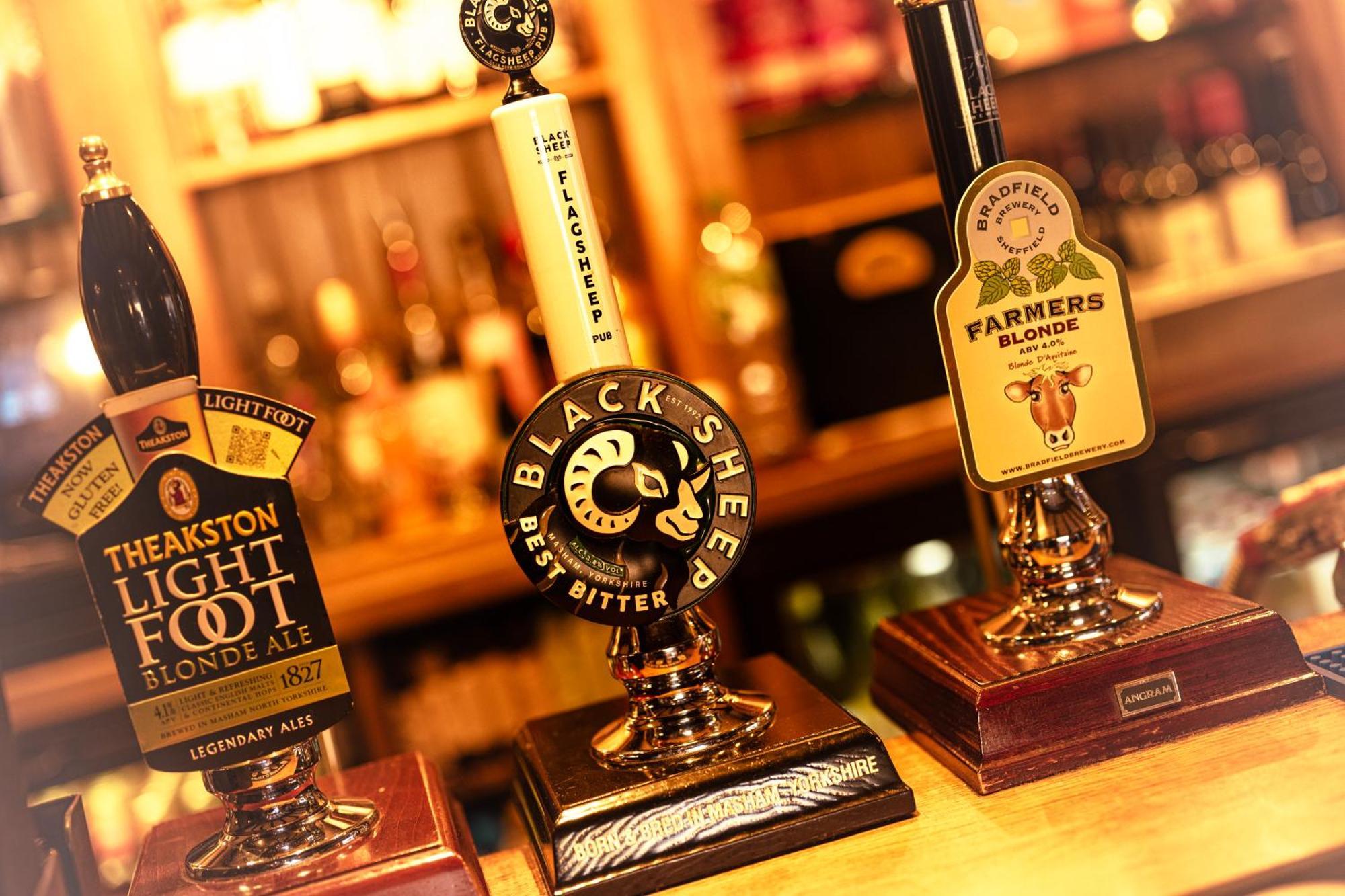 The Fairfax Arms Hotell Gilling East Exteriör bild