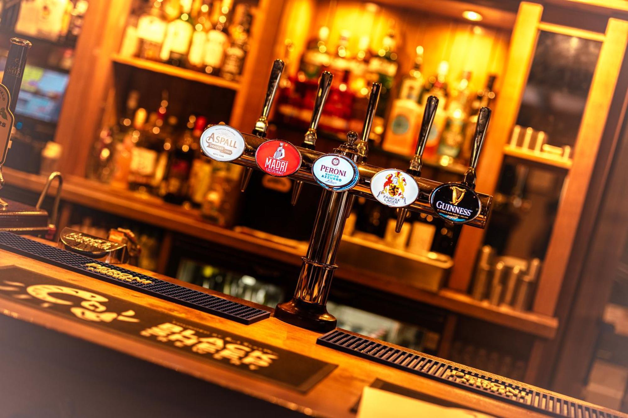 The Fairfax Arms Hotell Gilling East Exteriör bild
