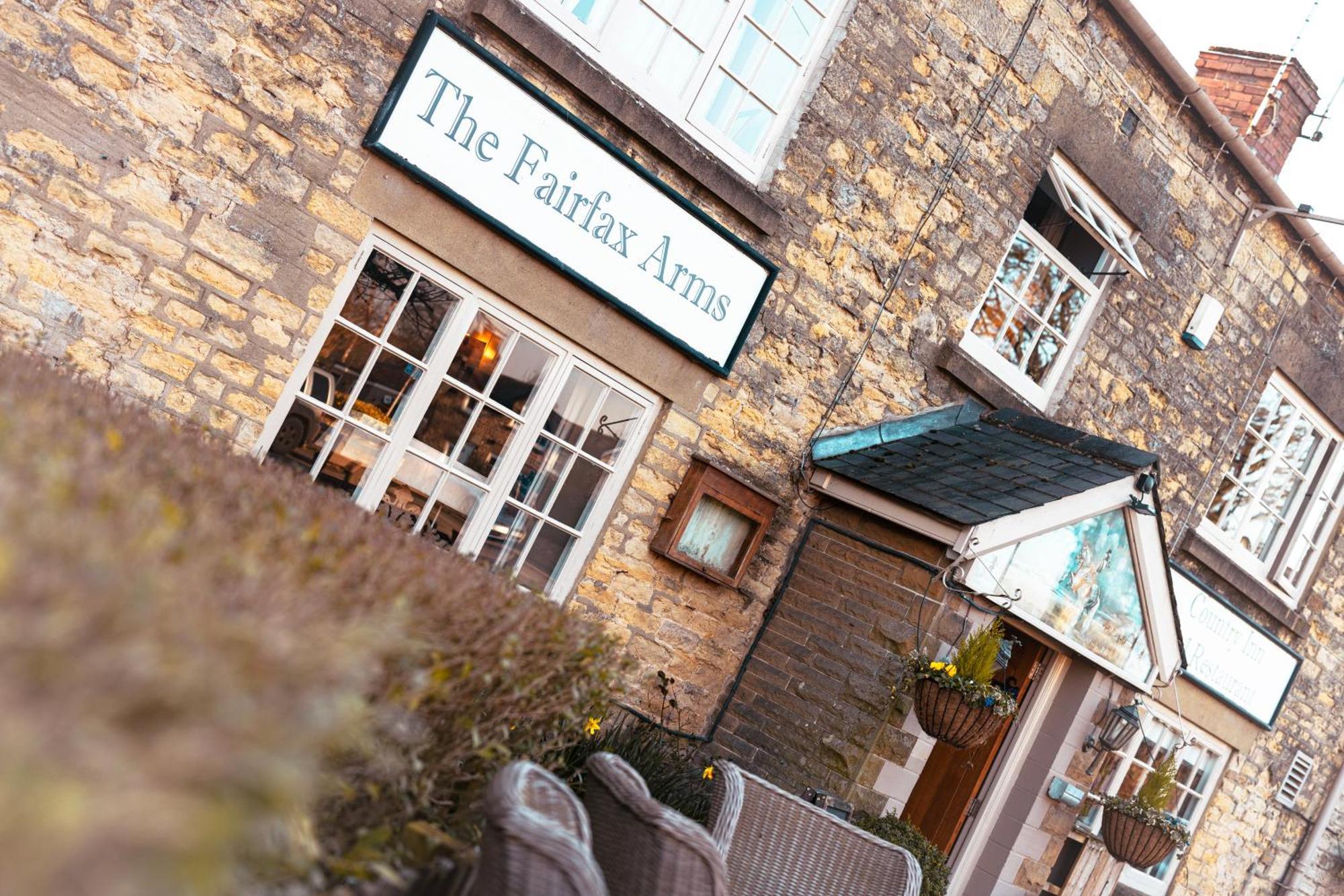 The Fairfax Arms Hotell Gilling East Exteriör bild
