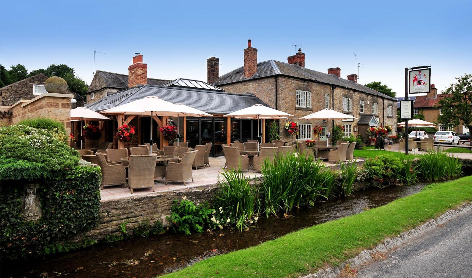 The Fairfax Arms Hotell Gilling East Exteriör bild